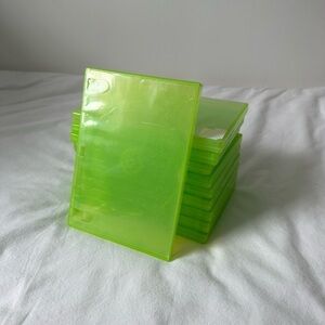 10 empty Xbox game cases